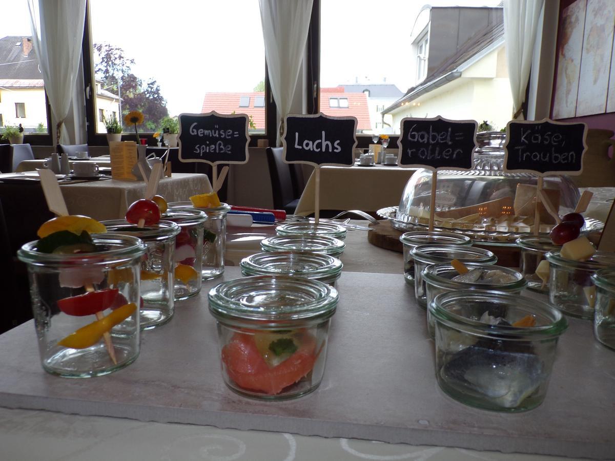 Gaestehaus Residenz Lapeiner Portschach am Worthersee Bagian luar foto