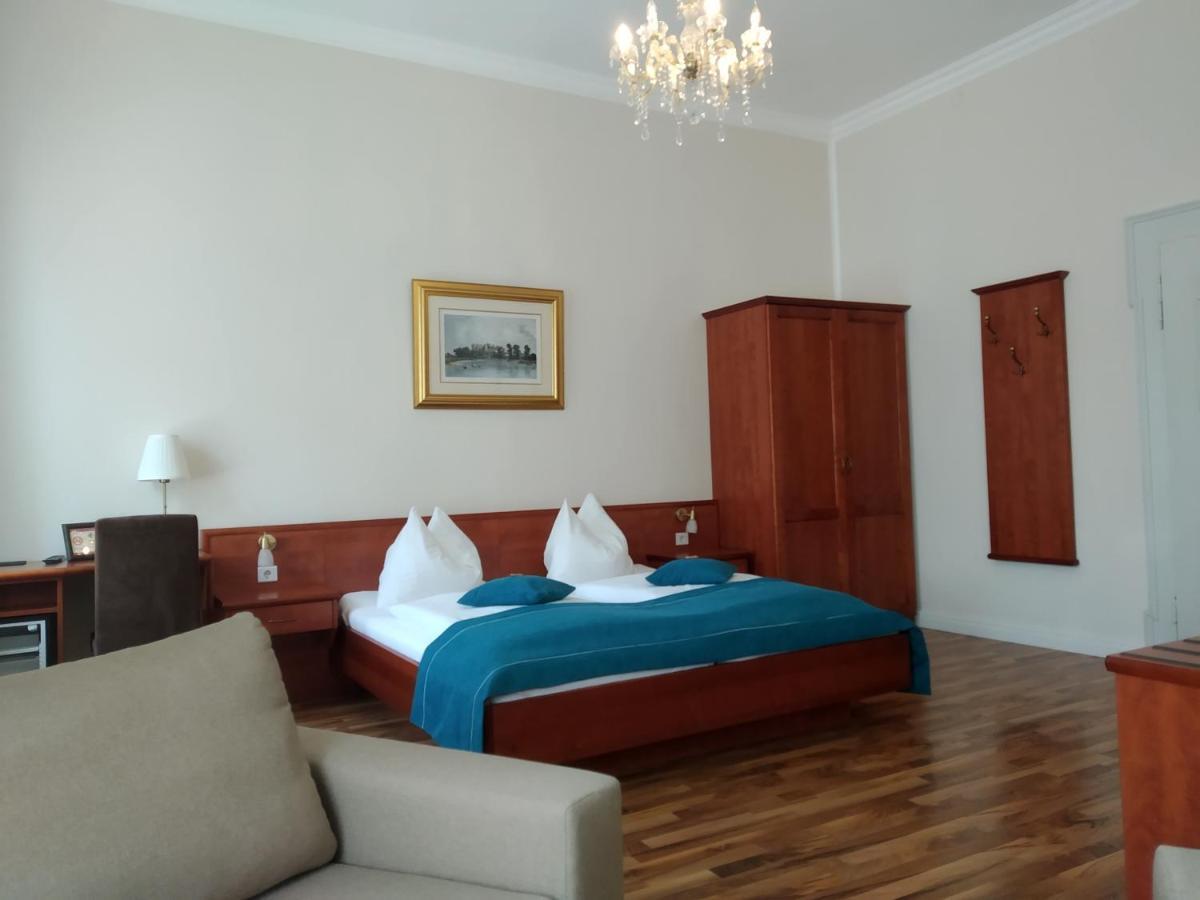 Gaestehaus Residenz Lapeiner Portschach am Worthersee Bagian luar foto